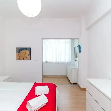 公寓 Spacious In With Parking Included *